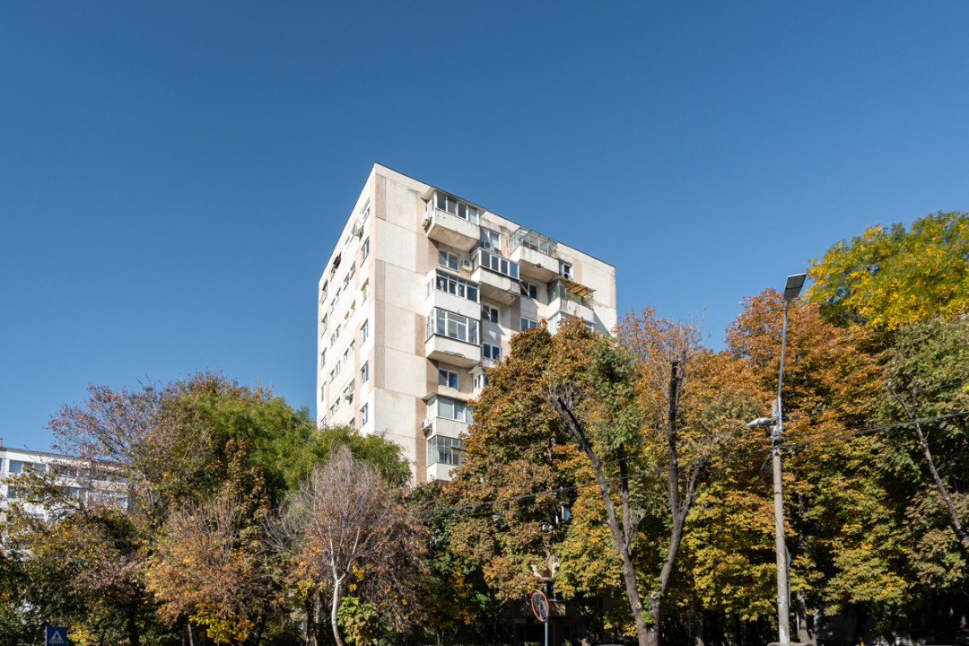 Giurgiului - Ghimpati, Apartament 3 Camere 52 mp, Decomandat!