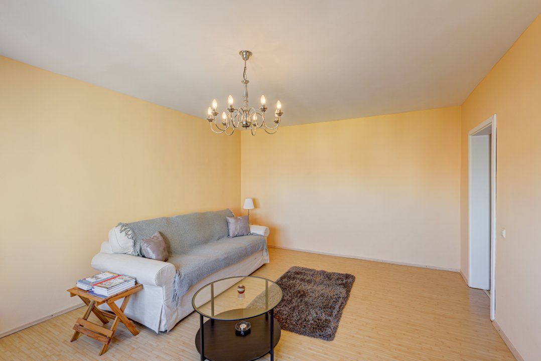 Apartament 3 camere, decomandat, hol H, 76 mp, 2 bai, Lujerului, Veteranilor