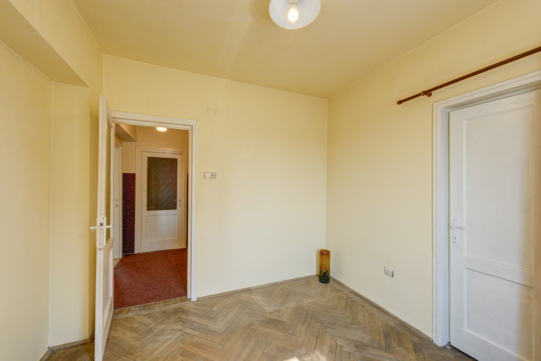 Apartament 4 camere, terasa 19 mp, Universitate, 0% comision