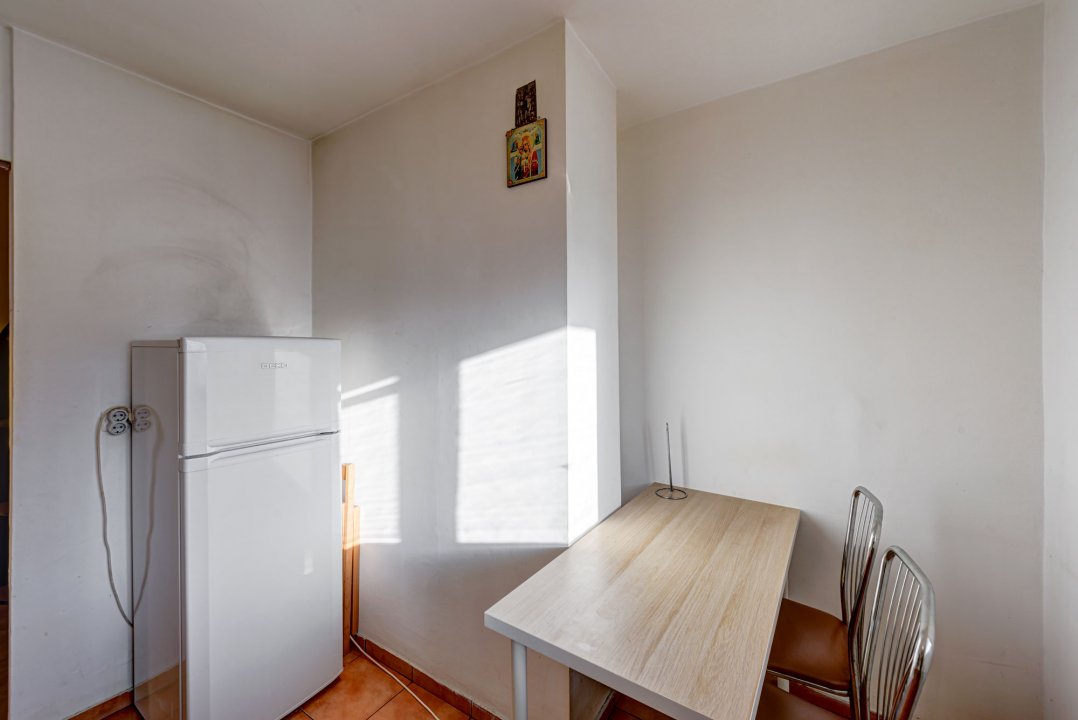 Apartament 2 camere, decomandat, Istriei