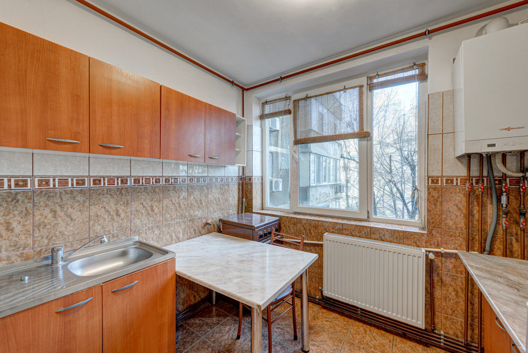 Apartament 2 camere Gara de Nord, centrala proprie