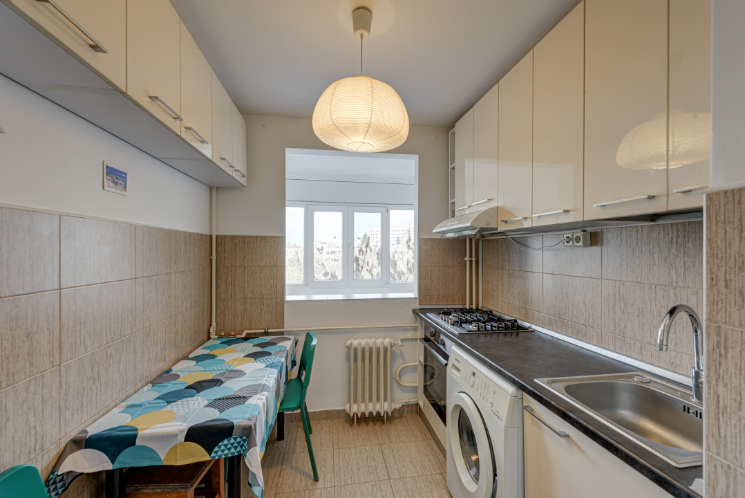 Apartament 2 camere, decomandat, langa metrou Grigorescu