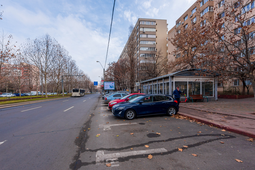 Apartament 2 camere, decomandat, langa metrou Grigorescu