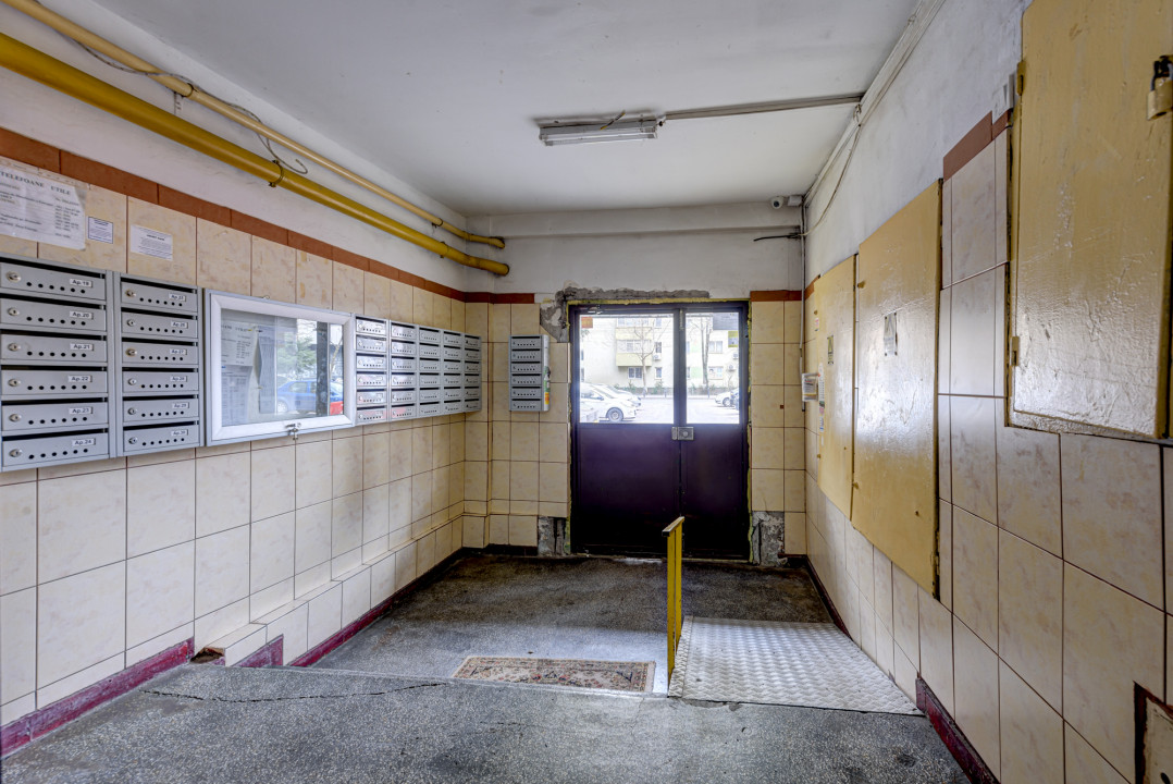 Apartament 2 camere, decomandat, 5 min. metrou Gorjului