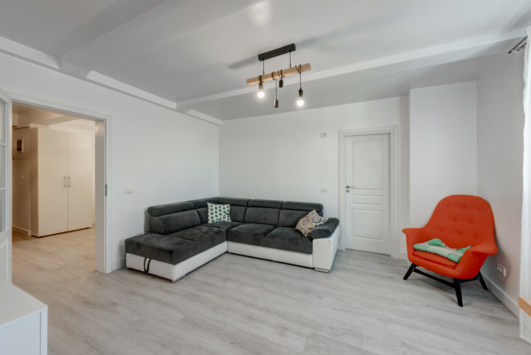 Apartament modern, 90 mp, cu centrala proprie, 2 bai, lift