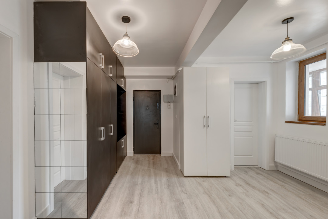 Apartament modern, 90 mp, cu centrala proprie, 2 bai, lift