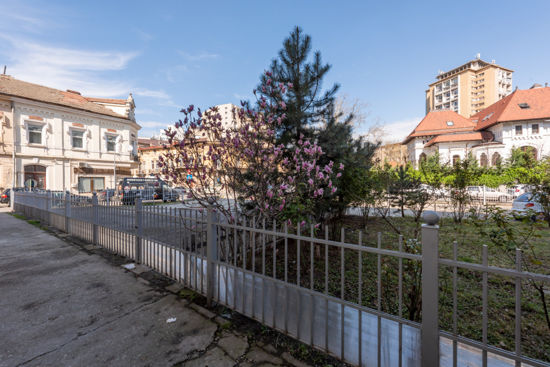 Apartament modern, 90 mp, cu centrala proprie, 2 bai, lift