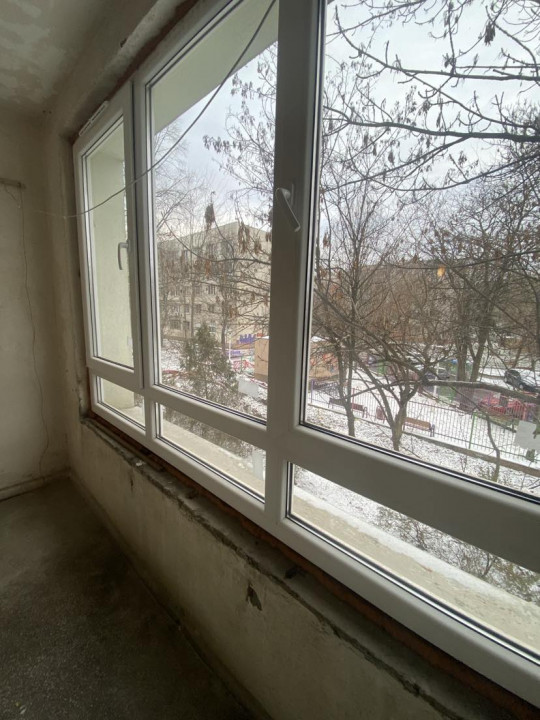 Apartament 3 camere, decomandat, 5 min metrou 1 Decembrie
