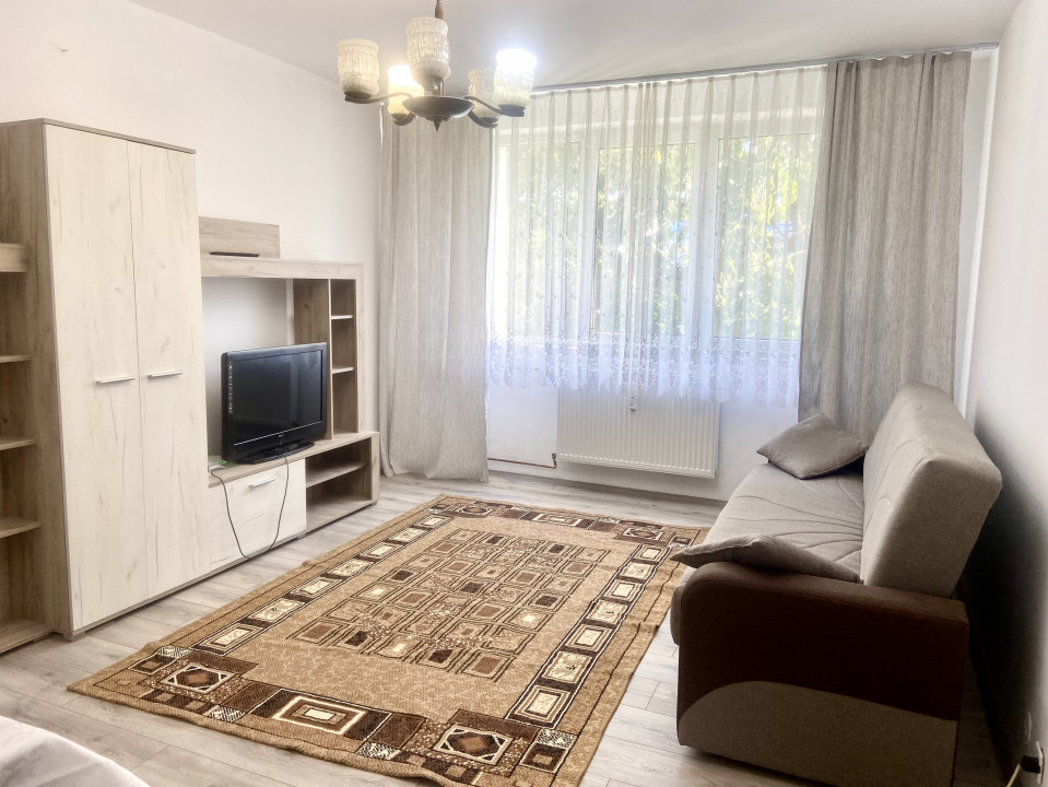 Apartament 2 camere, decomandat, Postavarul