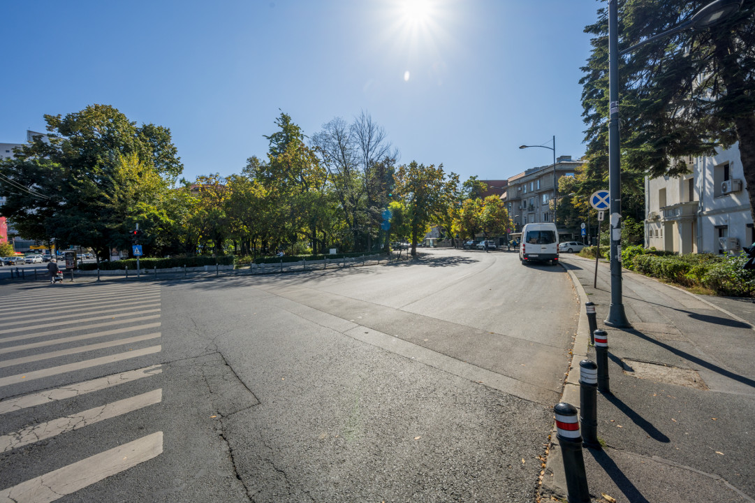 Garsoniera la Piata Dorobanti, ieftina si buna