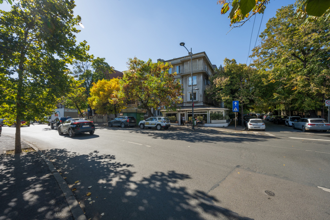 Garsoniera la Piata Dorobanti, ieftina si buna