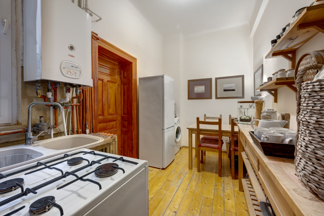 Apartament 2 camere, Cobalcescu, centrala proprie, la 6 min. de Cismigiu