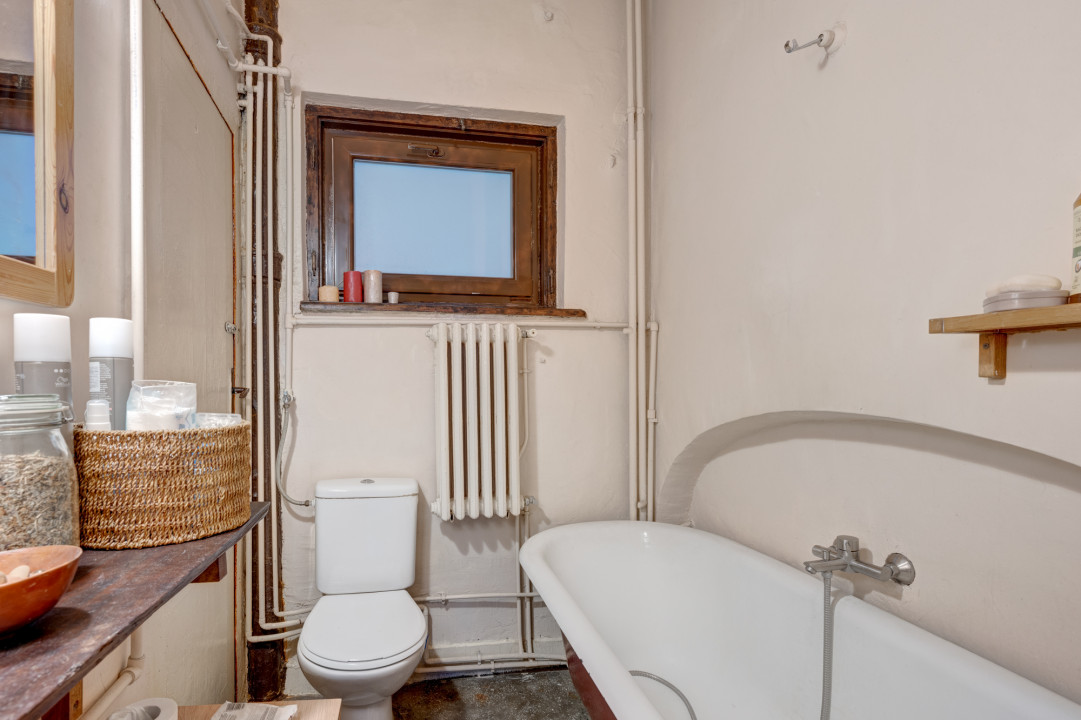 Apartament 2 camere, Cobalcescu, centrala proprie, la 6 min. de Cismigiu