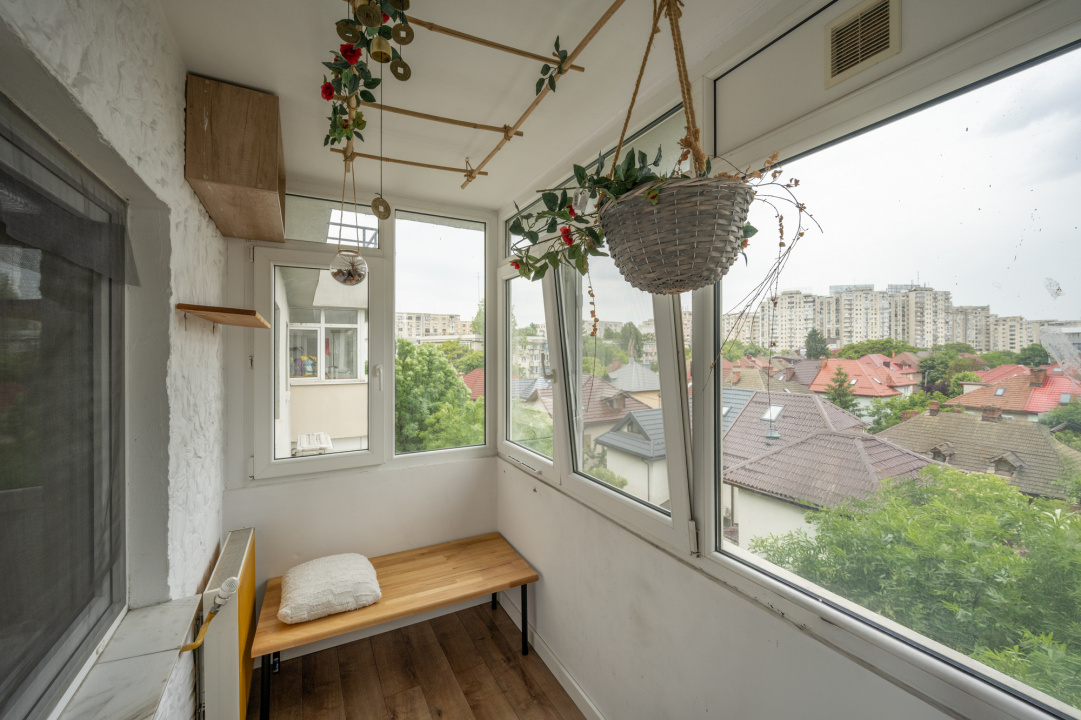 Apartament 2 camere Decebal, Piata Alba-Iulia, decomandat, gata de mutat