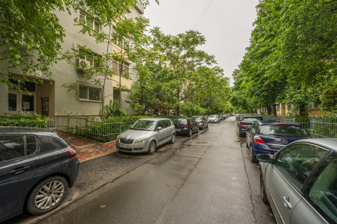 Apartament 2 camere Decebal, Piata Alba-Iulia, decomandat, gata de mutat