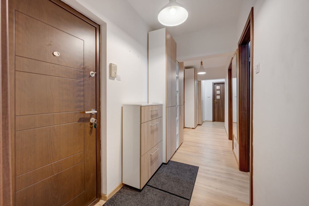Apartament 3 camere Tineretului, 2 bai, loc parcare, 3 min. metrou Timpuri Noi