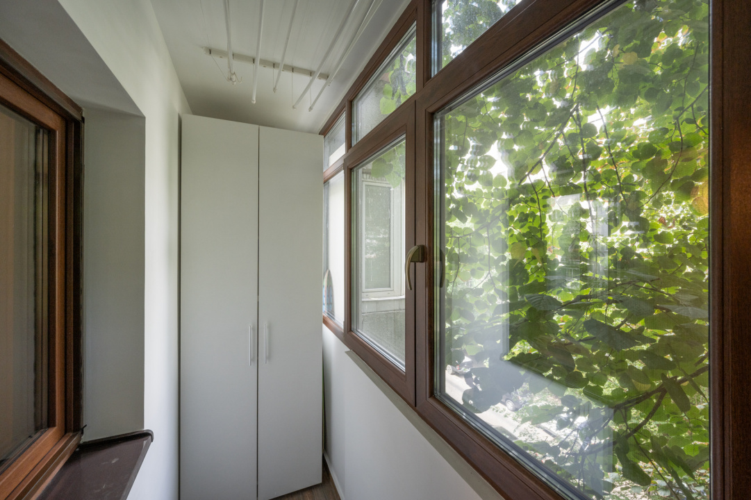 Apartament 3 camere Tineretului, 2 bai, loc parcare, 3 min. metrou Timpuri Noi