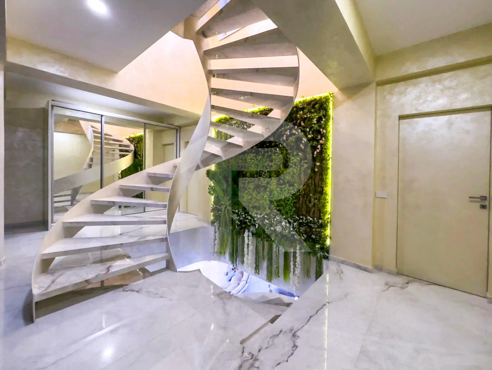 Pe Malul Snagovului, Unde Luxul Devine Cotidian