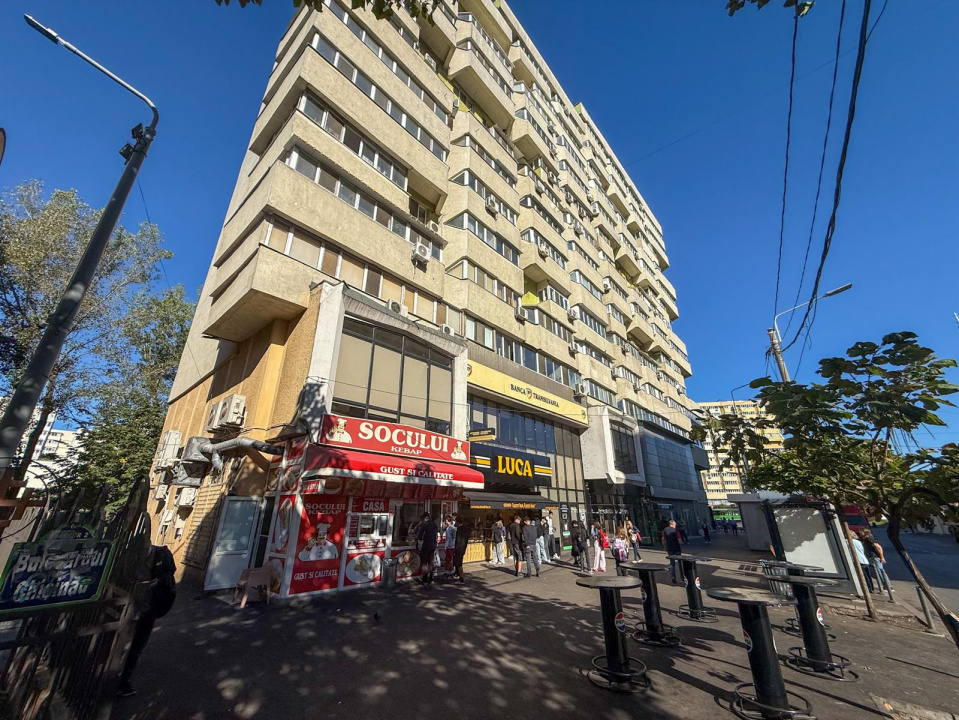 Apartament 4 Camere Piata Delfinului- Chisinau