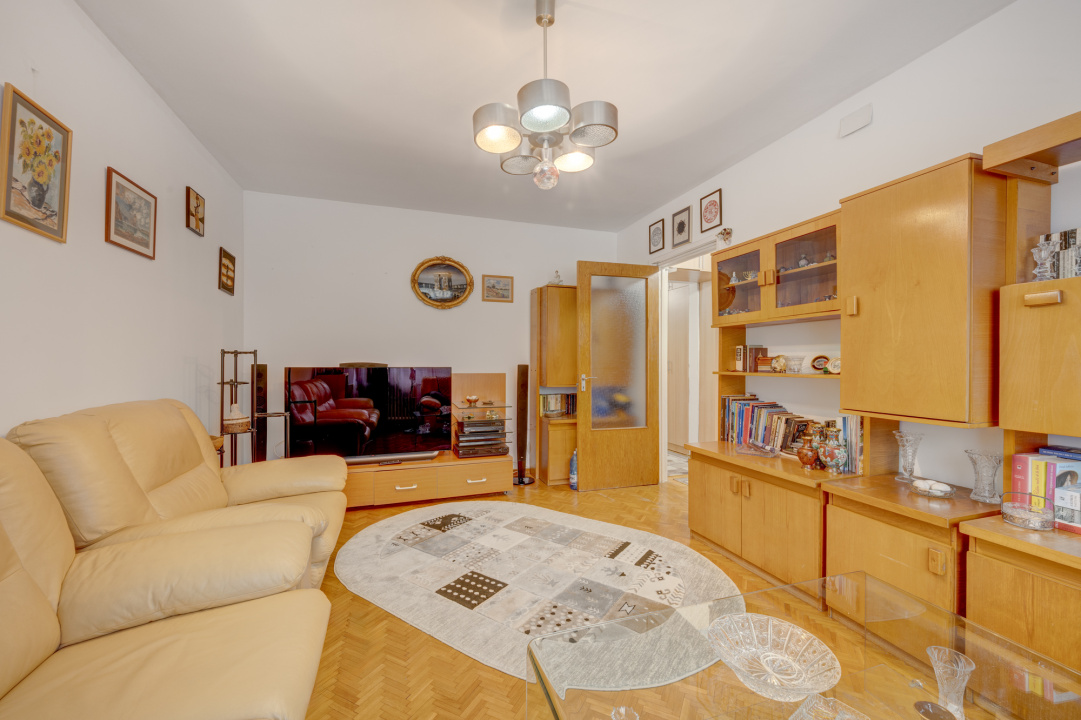 Apartament 3 camere decomandat Valea Calugareasca, Parc Drumul Taberei