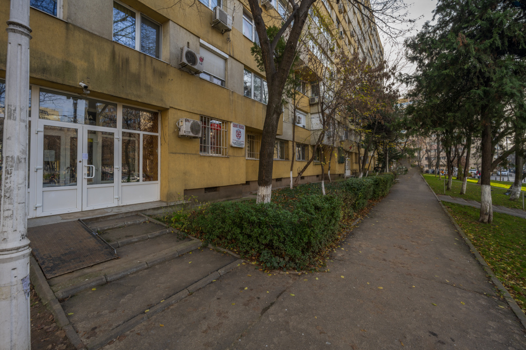 Apartament 3 camere parter, cu balcon, 10 min. Bucur Obor