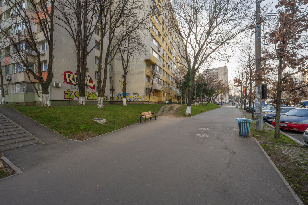 Apartament 3 camere parter, cu balcon, 10 min. Bucur Obor