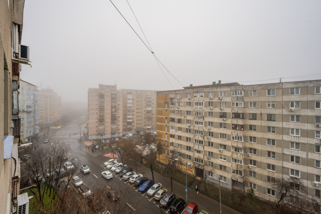 Apartament 3 camere decomandat, cu centrala proprie, bloc 1983