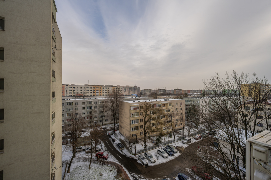 Garsoniera dintre parcuri, gata de mutat