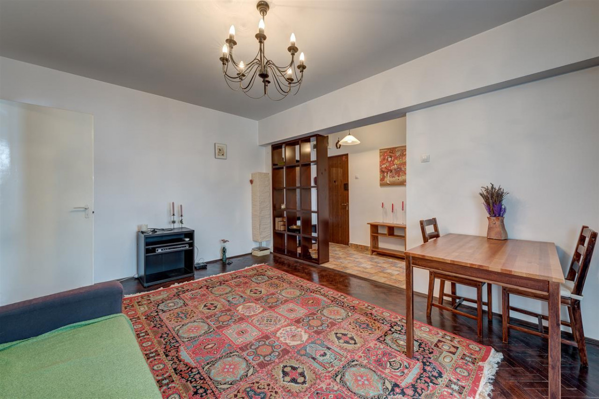 Inchiriere apartament 3 camere Unirii