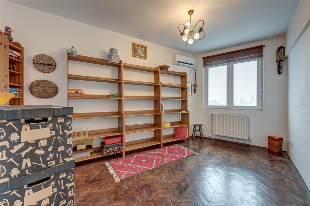 Inchiriere apartament 3 camere Unirii