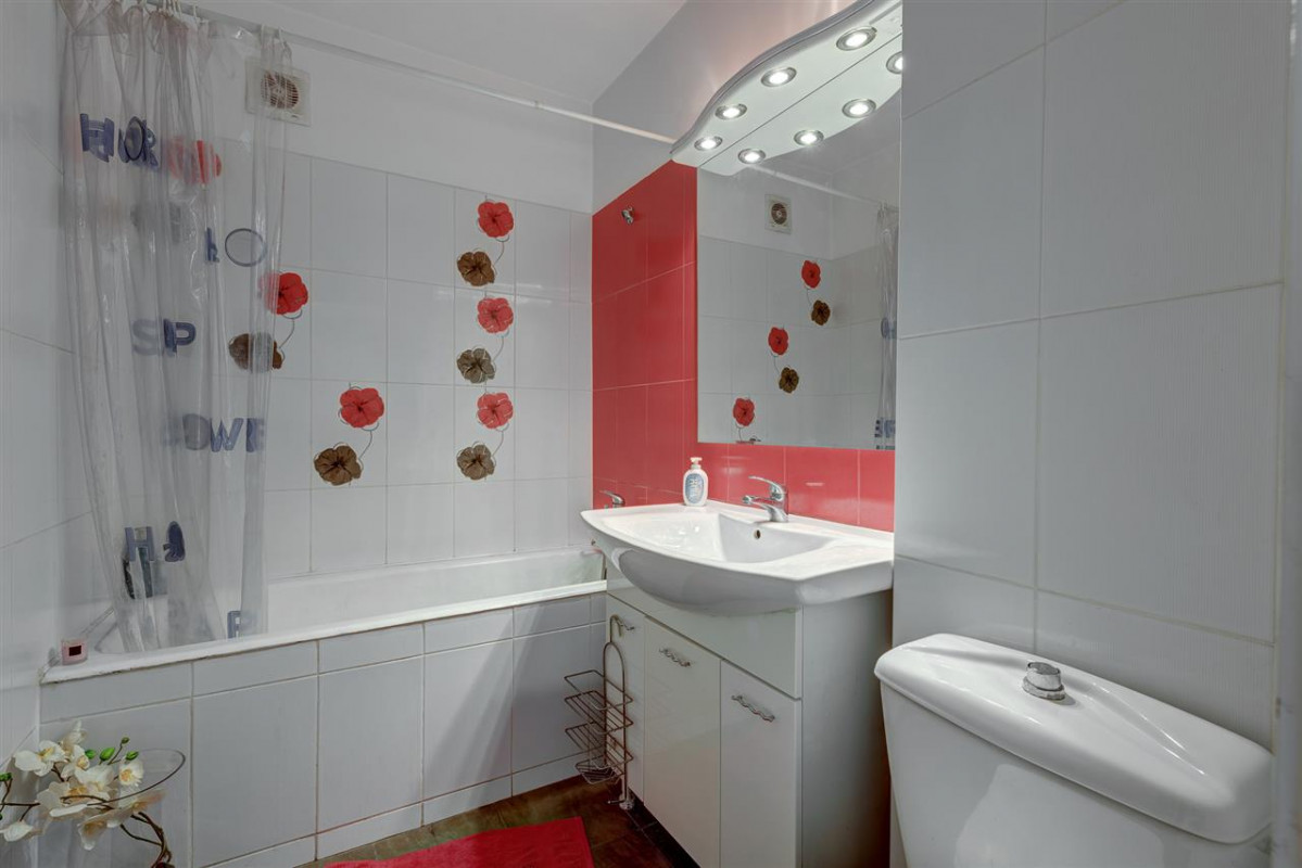 Inchiriere apartament 3 camere Unirii