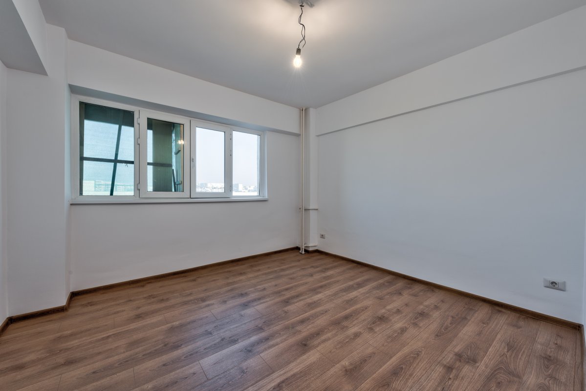 Nou pe piata! Bloc ’82, renovat integral, 5 min IOR, liber
