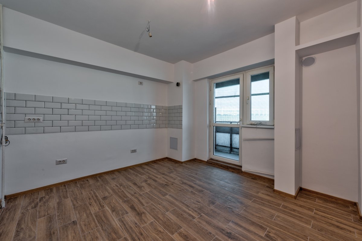 Nou pe piata! Bloc ’82, renovat integral, 5 min IOR, liber