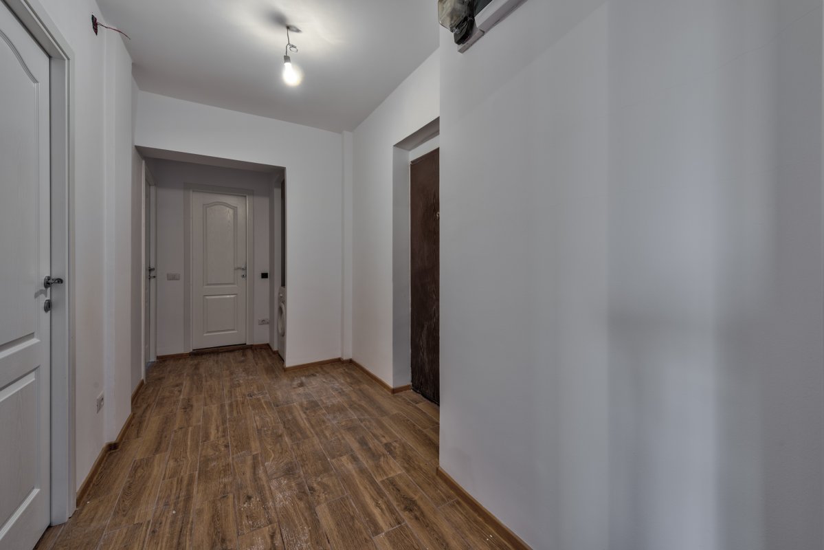 Nou pe piata! Bloc ’82, renovat integral, 5 min IOR, liber