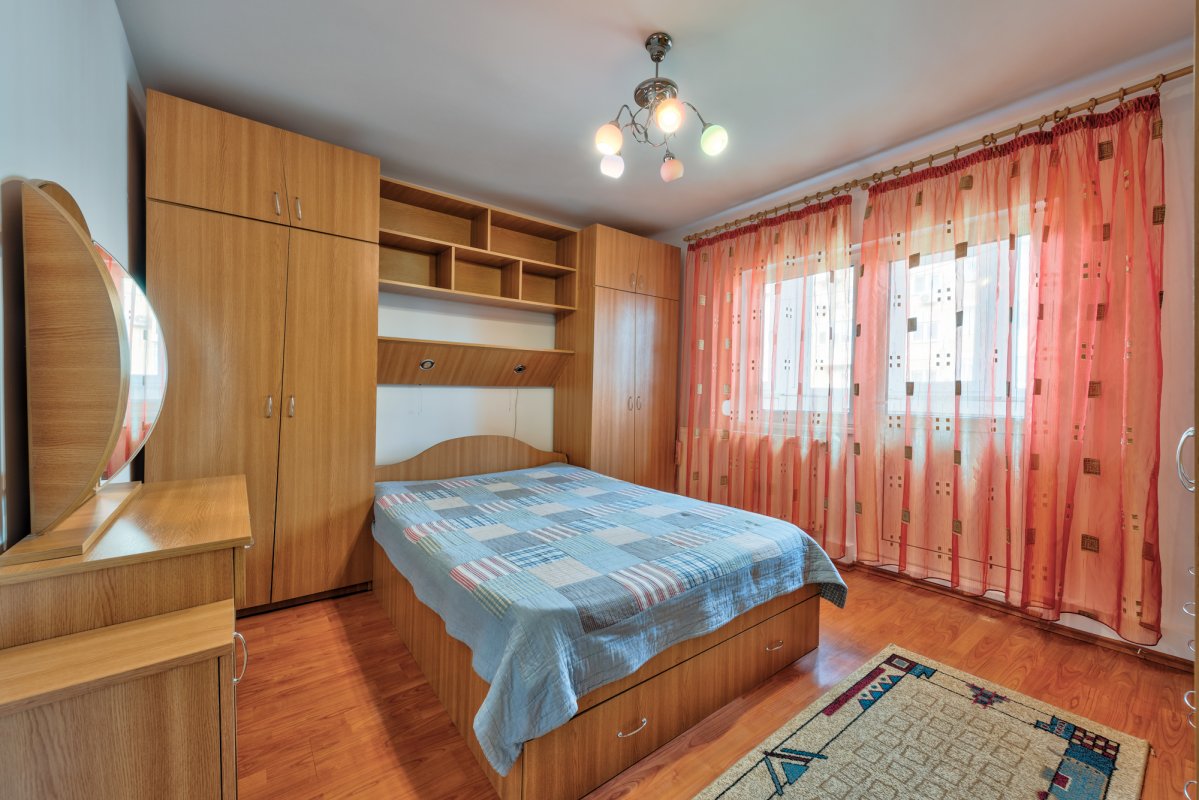 Apartament mobilat si utilat complet, 5 min Mall Vitan, cu loc de parcare