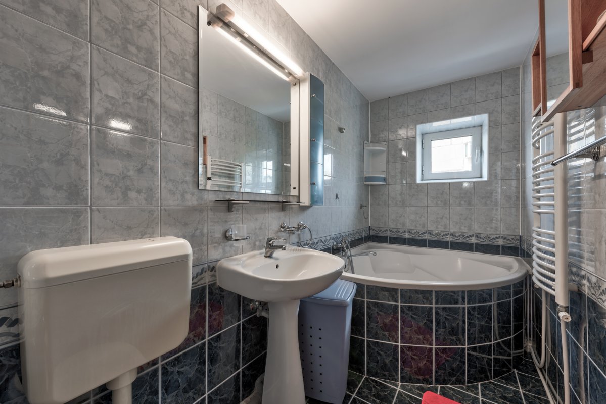 Apartament mobilat si utilat complet, 5 min Mall Vitan, cu loc de parcare