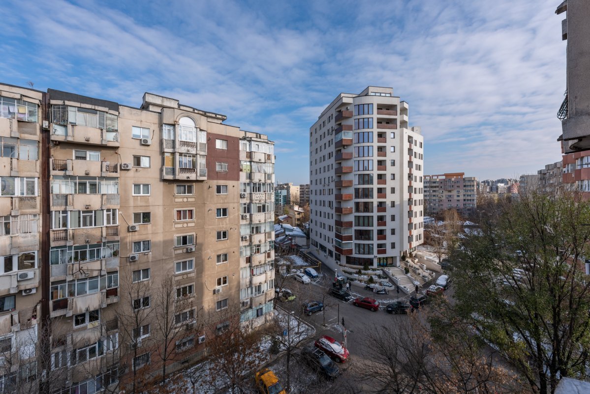 Apartament mobilat si utilat complet, 5 min Mall Vitan, cu loc de parcare