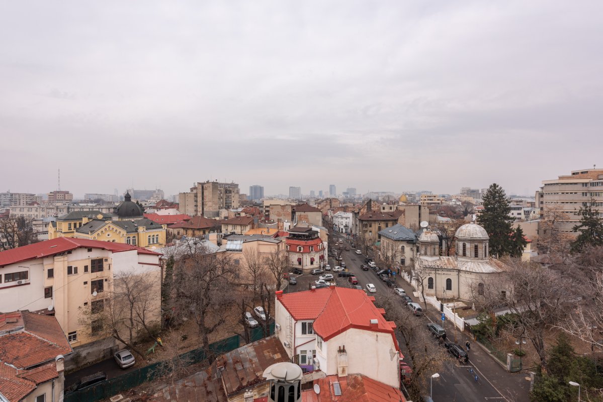Mansarda oportunitate de langa Cismigiu