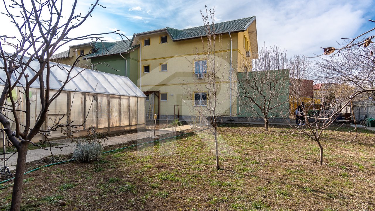 Casa spatioasa cu curte mare, rezidential/birouri, Aparatorii Patriei