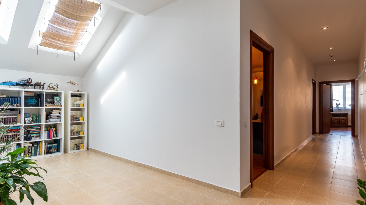 Aparatorii Patriei, Casa spatioasa, rezidential/birouri PRET REDUS