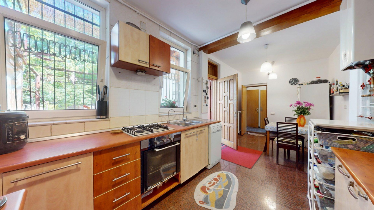 De Vanzare Casa Nerva  Traian